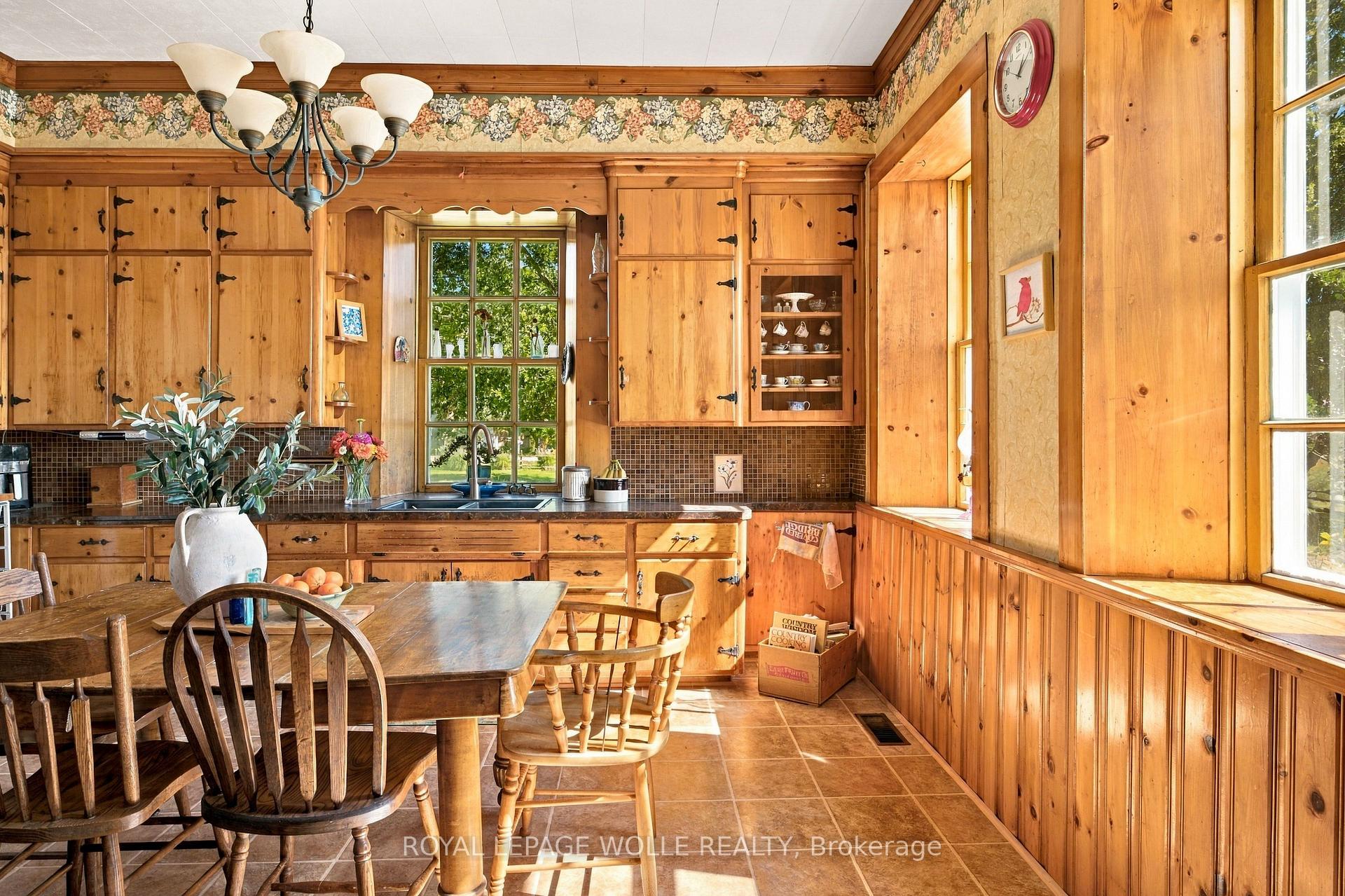 Photo 3 of 2744 Bleams Road, Wilmot — HOMEH