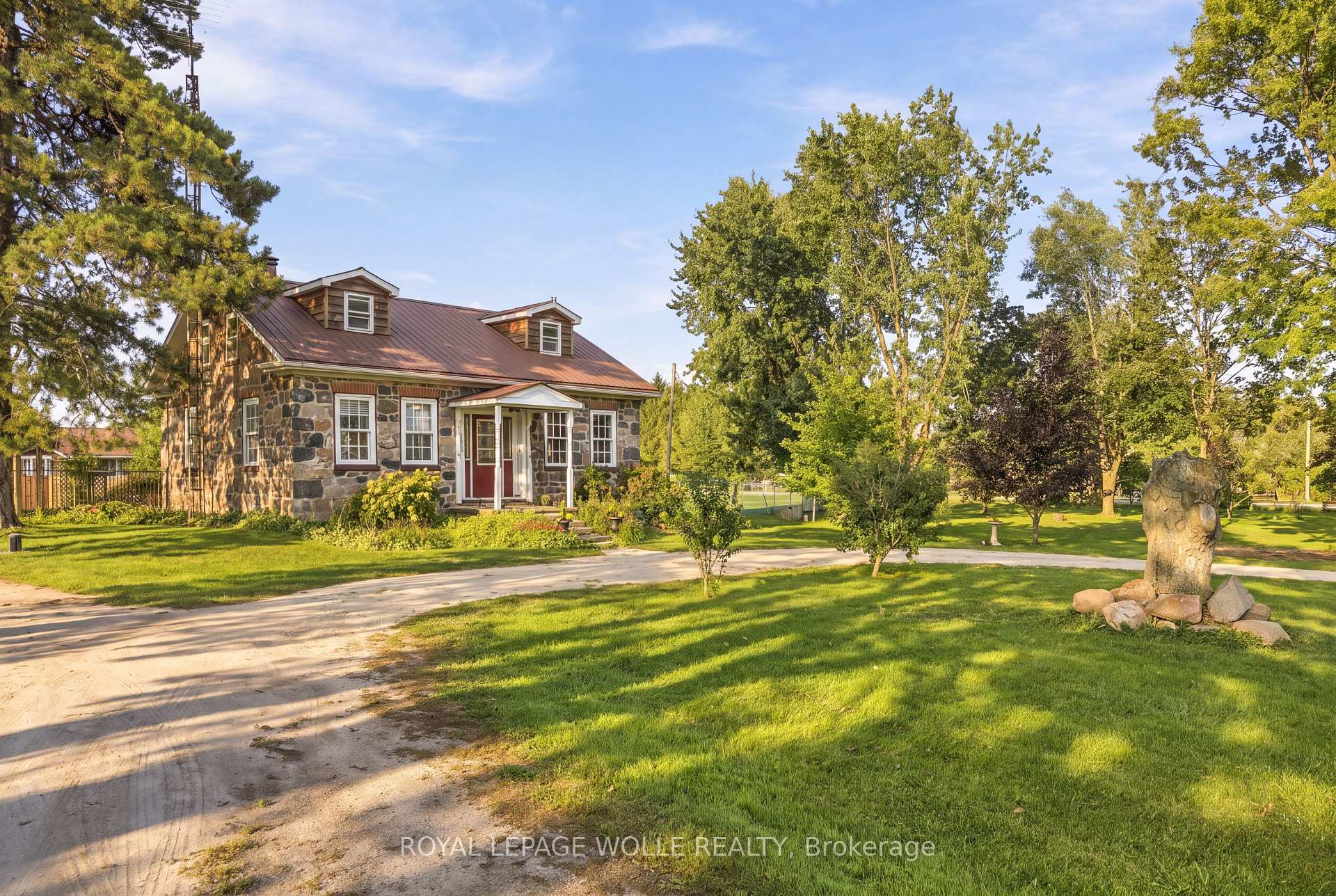 Photo 32 of 2744 Bleams Road, Wilmot — HOMEH