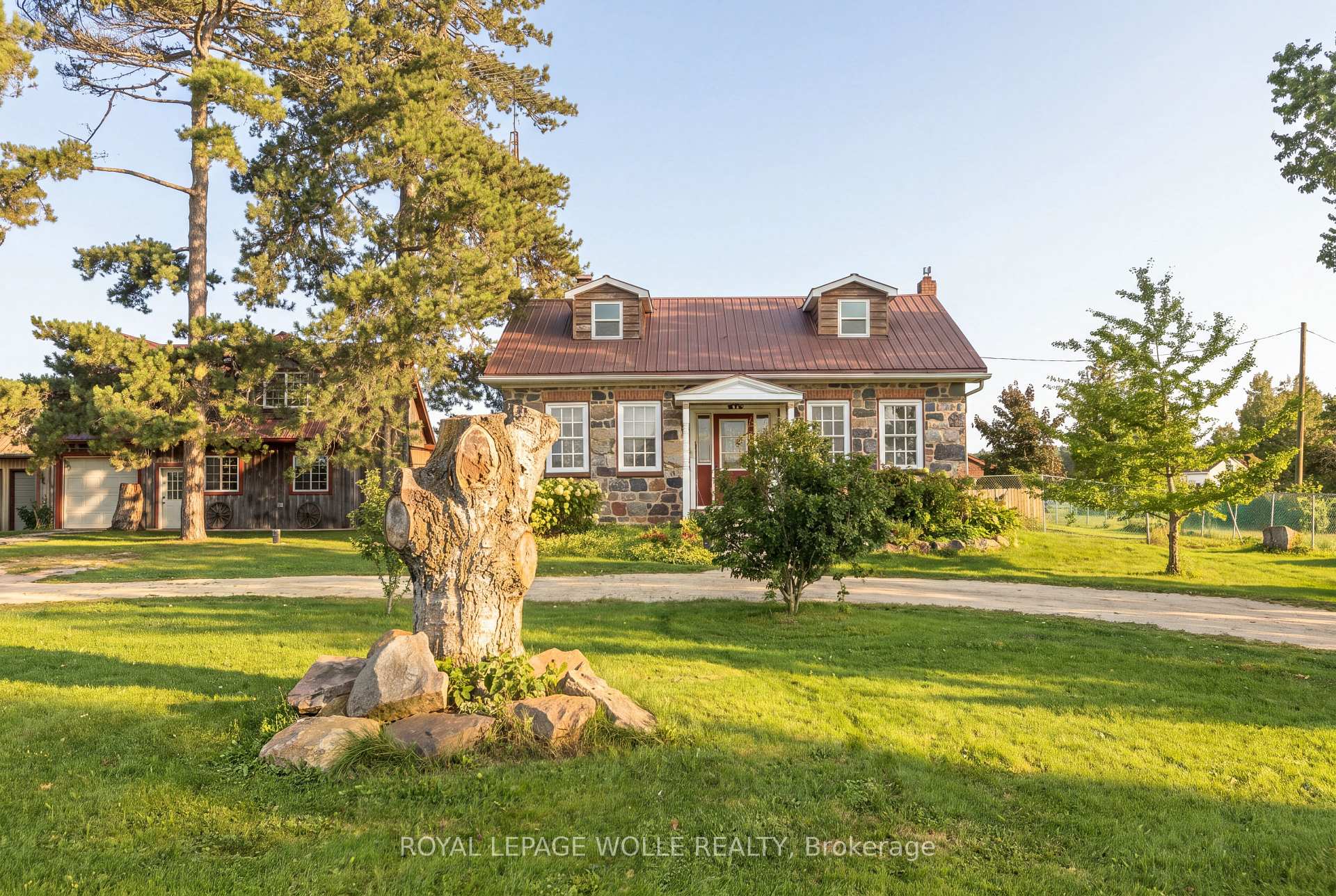 Photo 38 of 2744 Bleams Road, Wilmot — HOMEH