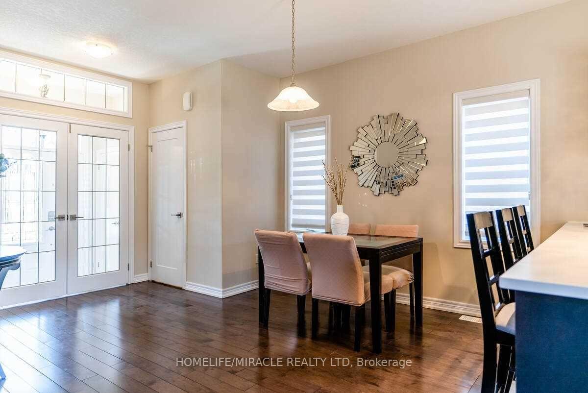 Photo 6 of 32 Carleton Trail, New Tecumseth, Beeton — HOMEH