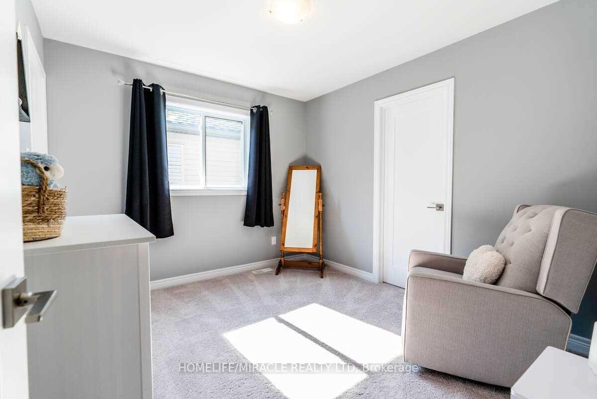 Photo 19 of 32 Carleton Trail, New Tecumseth, Beeton — HOMEH