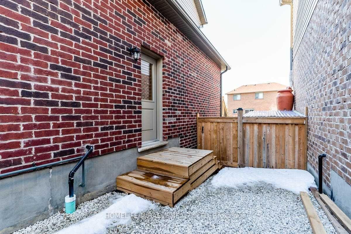 Photo 27 of 32 Carleton Trail, New Tecumseth, Beeton — HOMEH