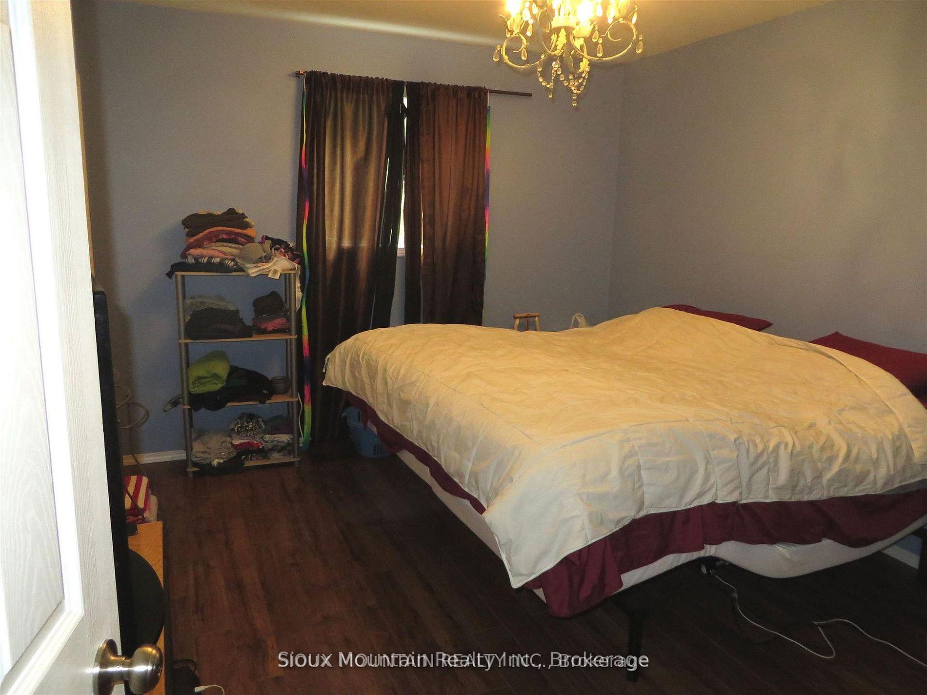 Photo 4 of 13 Fourth Avenue, Sioux Lookout — HOMEH