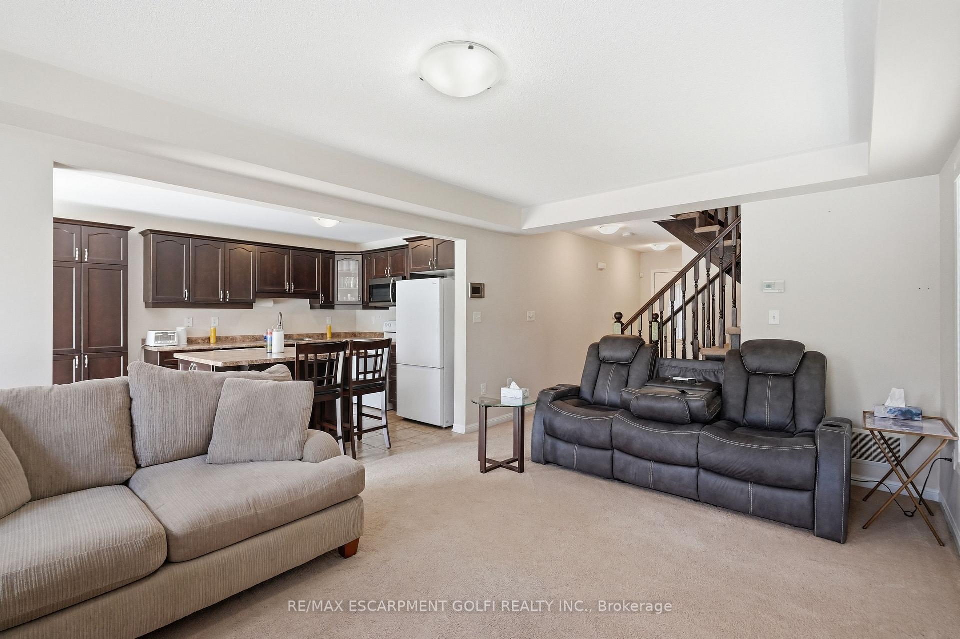 Photo 29 of 240 Emick Drive, Hamilton, Meadowlands — HOMEH