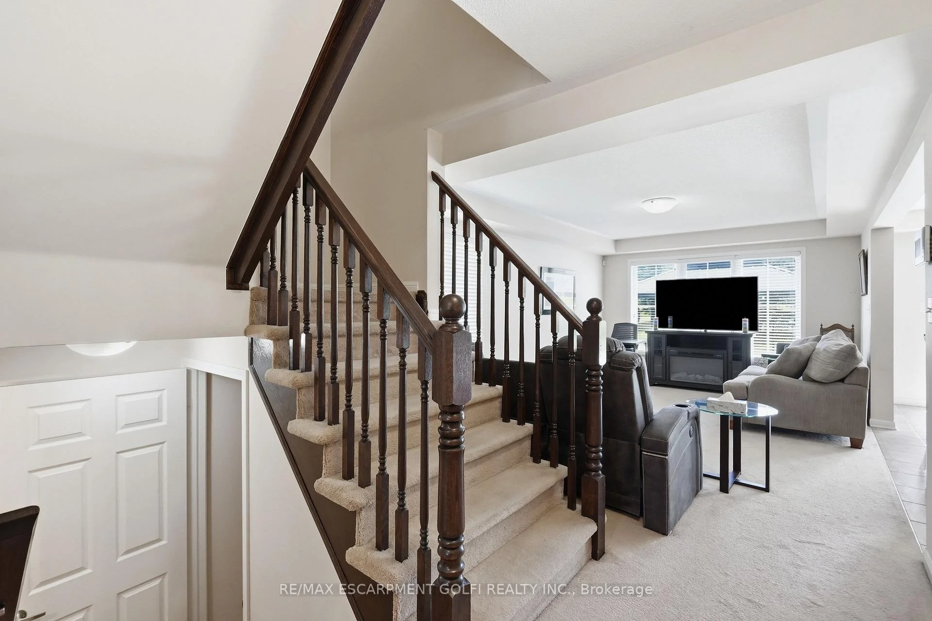 Photo 71 of 240 Emick Drive, Hamilton, Meadowlands — HOMEH