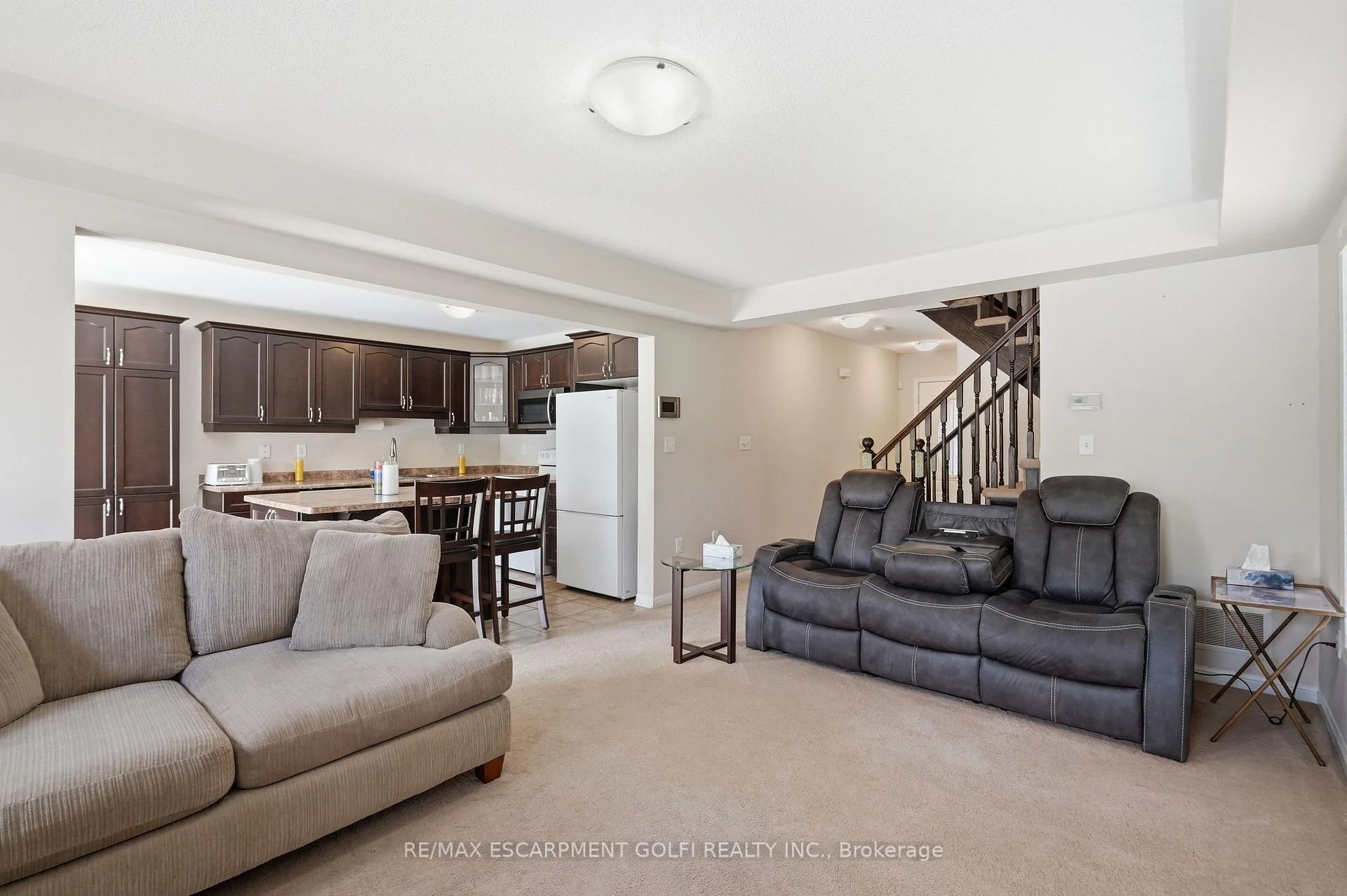Photo 32 of 240 Emick Drive, Hamilton, Meadowlands — HOMEH