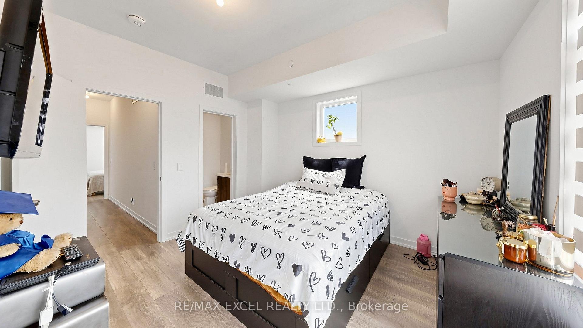 Photo 22 of 68A Tisdale Avenue, North York, Victoria Village — HOMEH