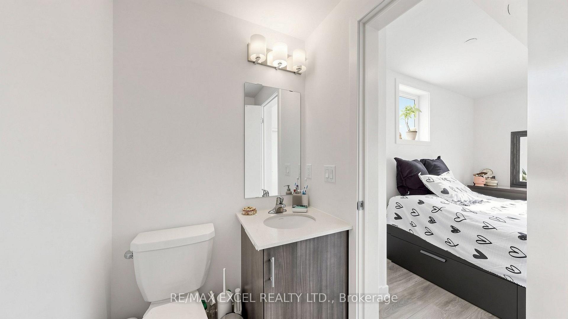 Photo 23 of 68A Tisdale Avenue, North York, Victoria Village — HOMEH