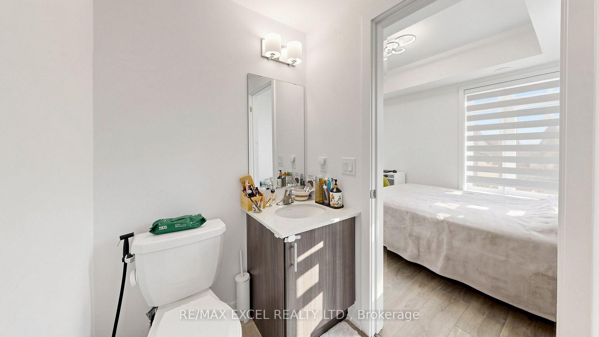 Photo 28 of 68A Tisdale Avenue, North York, Victoria Village — HOMEH