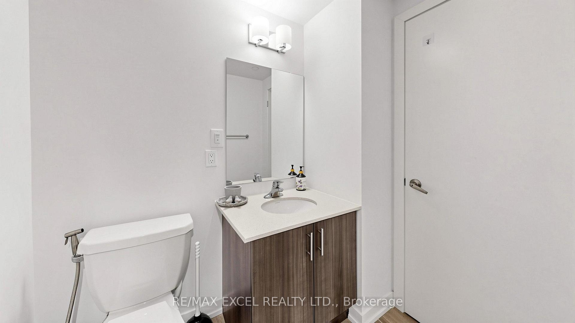 Photo 36 of 68A Tisdale Avenue, North York, Victoria Village — HOMEH