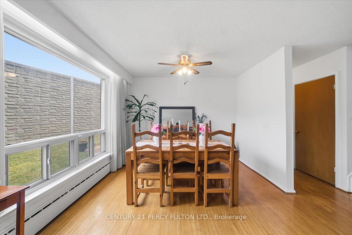 Photo 4 of 16 By-Pass Court, Scarborough, Tam O'Shanter-Sullivan — HOMEH