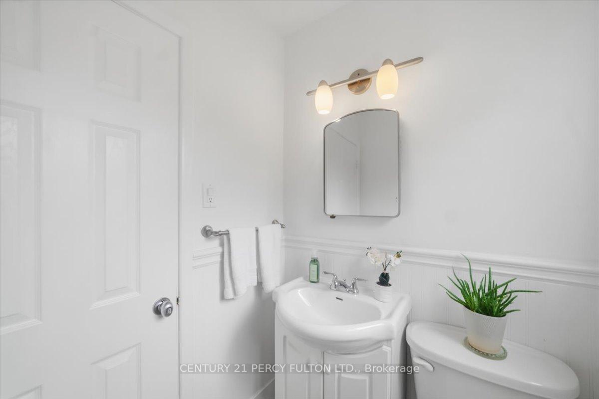 Photo 11 of 16 By-Pass Court, Scarborough, Tam O'Shanter-Sullivan — HOMEH
