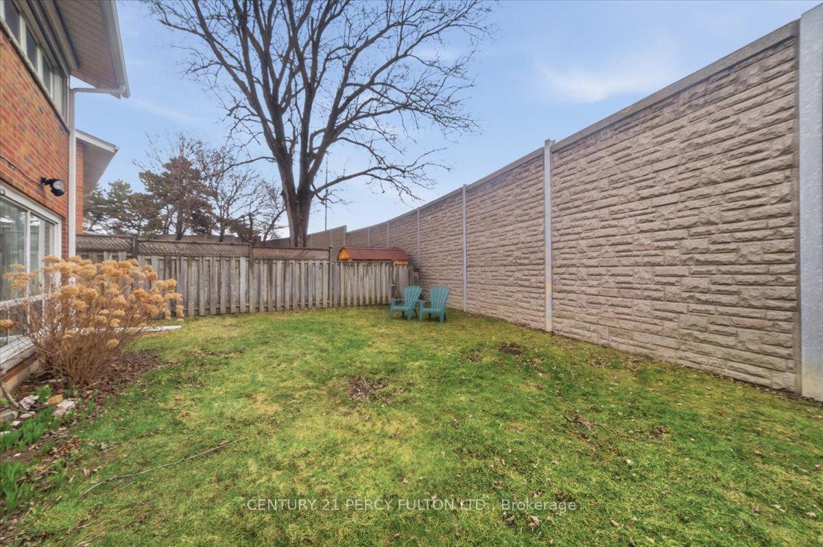 Photo 26 of 16 By-Pass Court, Scarborough, Tam O'Shanter-Sullivan — HOMEH