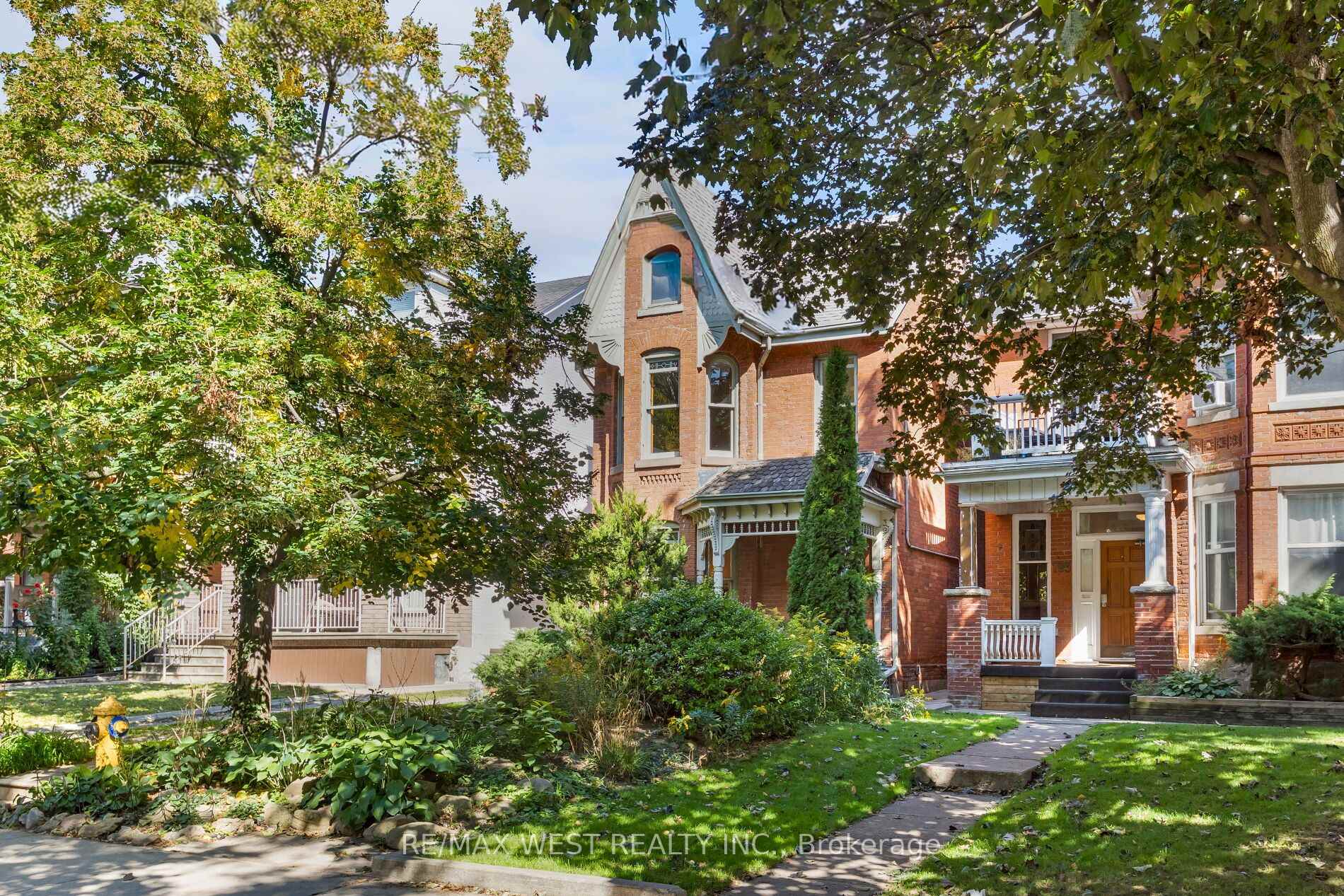 Photo 2 of 195 Dunn Avenue, Toronto, South Parkdale — HOMEH