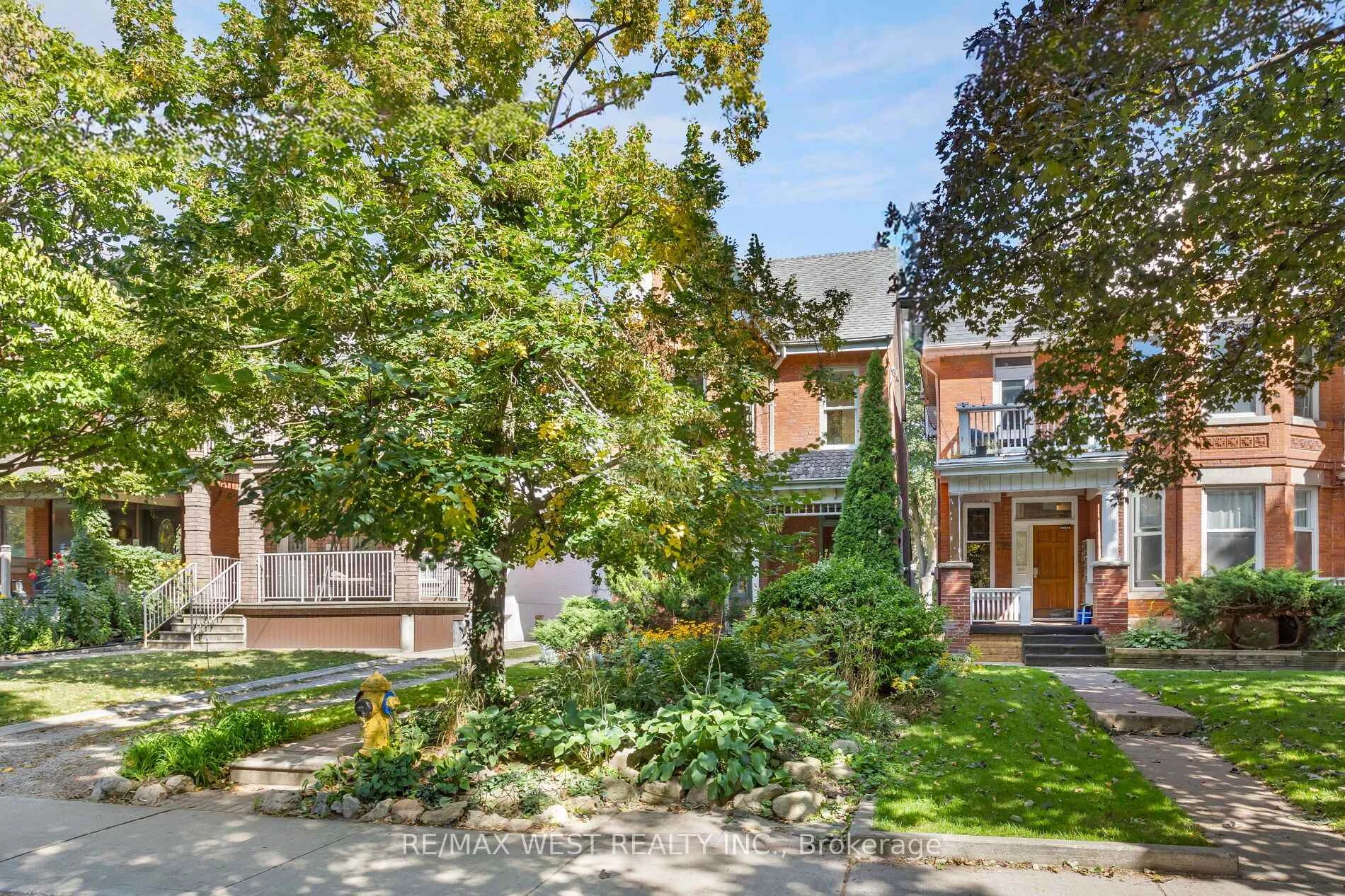 Photo 6 of 195 Dunn Avenue, Toronto, South Parkdale — HOMEH
