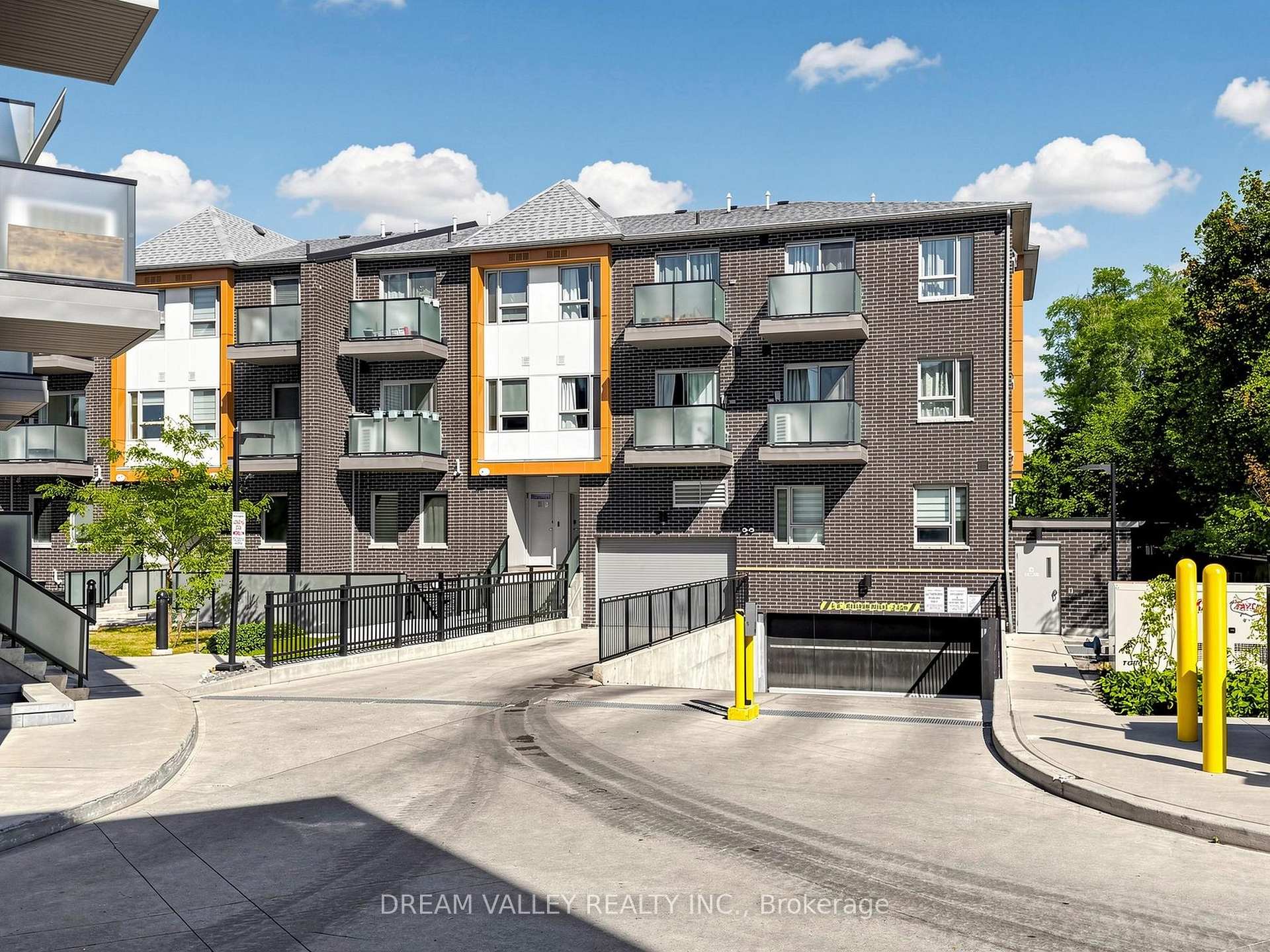 Photo 32 of Unit 322, 2787 Eglinton Avenue E, Scarborough, Eglinton East — HOMEH