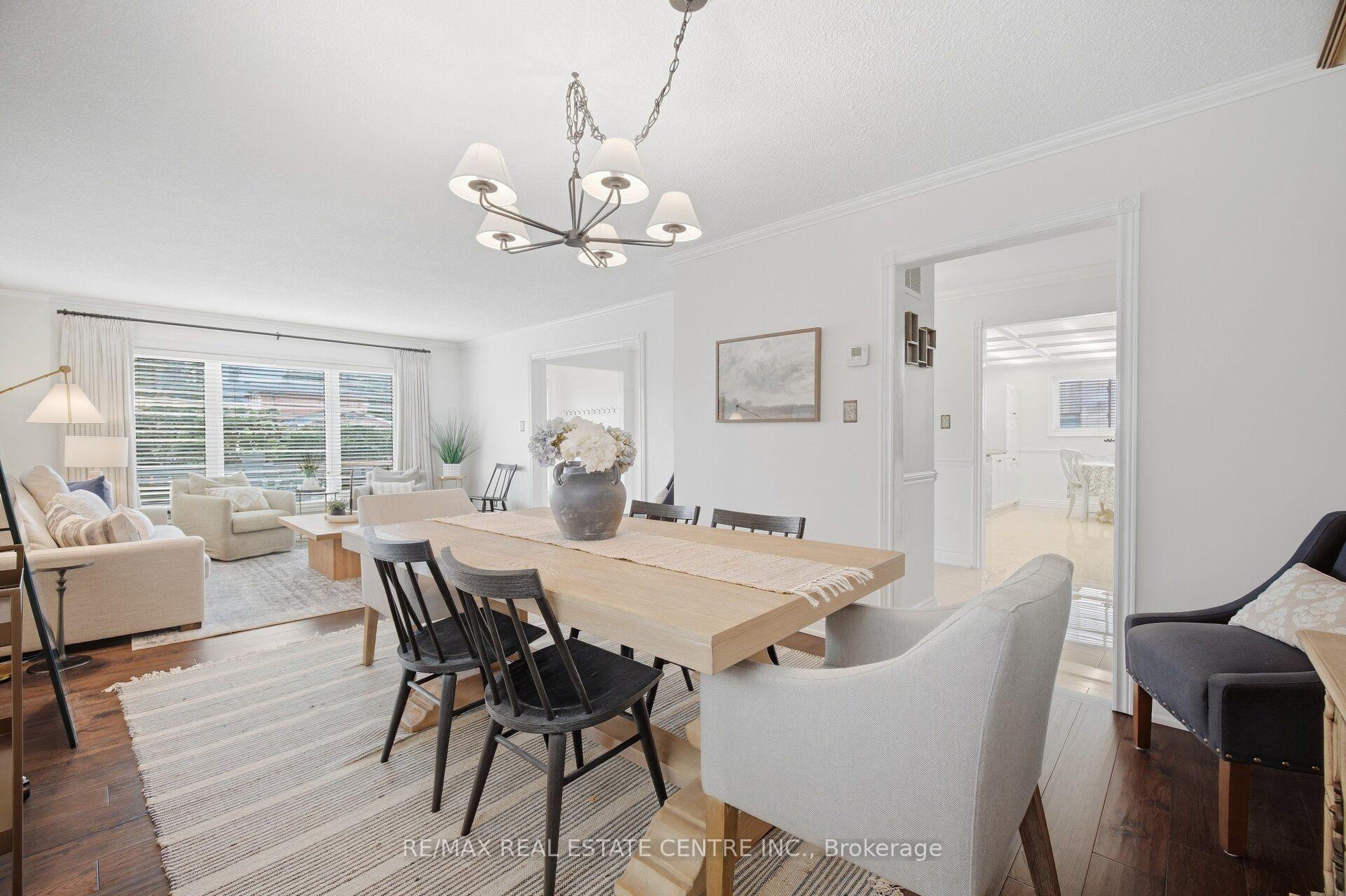 Photo 11 of 1876 Bough Beeches Boulevard, Mississauga, Rathwood — HOMEH