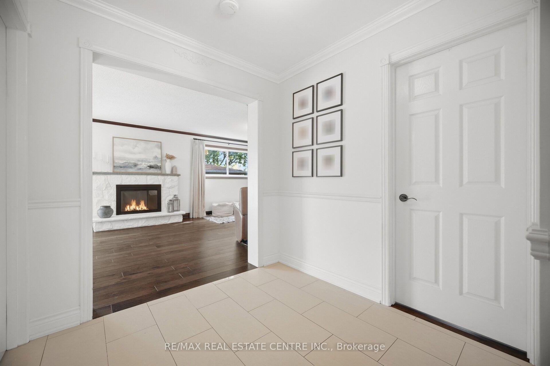 Photo 20 of 1876 Bough Beeches Boulevard, Mississauga, Rathwood — HOMEH
