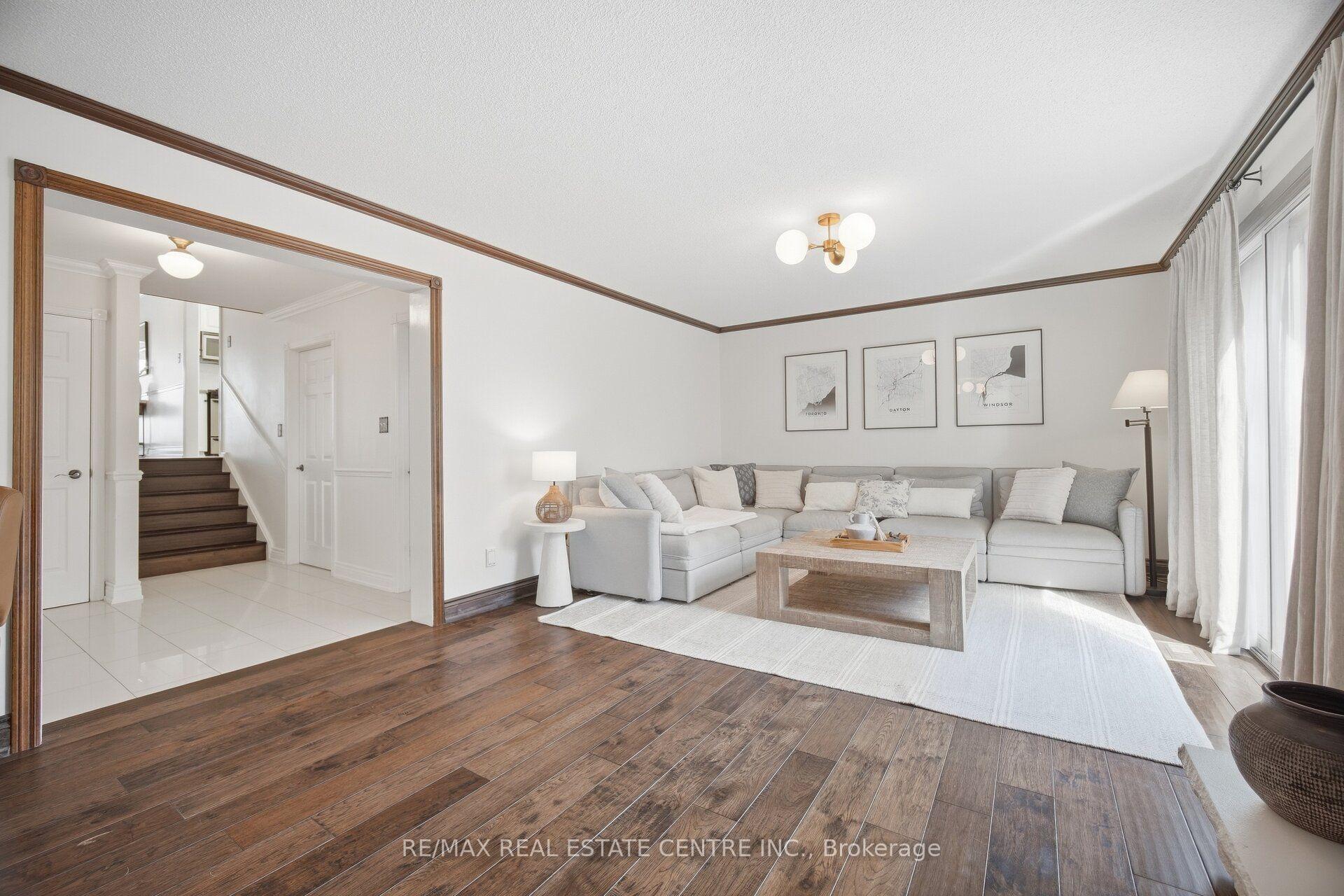 Photo 21 of 1876 Bough Beeches Boulevard, Mississauga, Rathwood — HOMEH