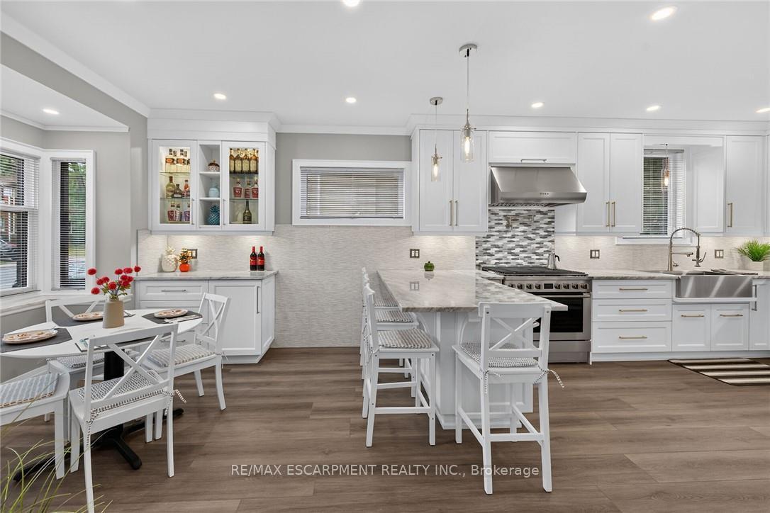 Photo 9 of 209 Delaware Avenue, Hamilton, St. Clair — HOMEH