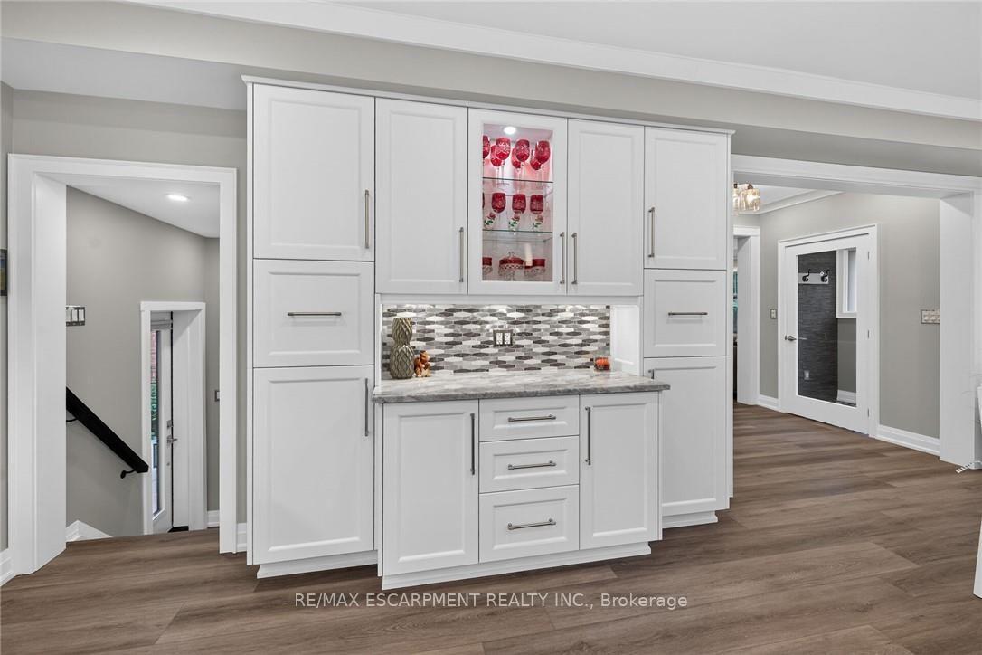 Photo 14 of 209 Delaware Avenue, Hamilton, St. Clair — HOMEH
