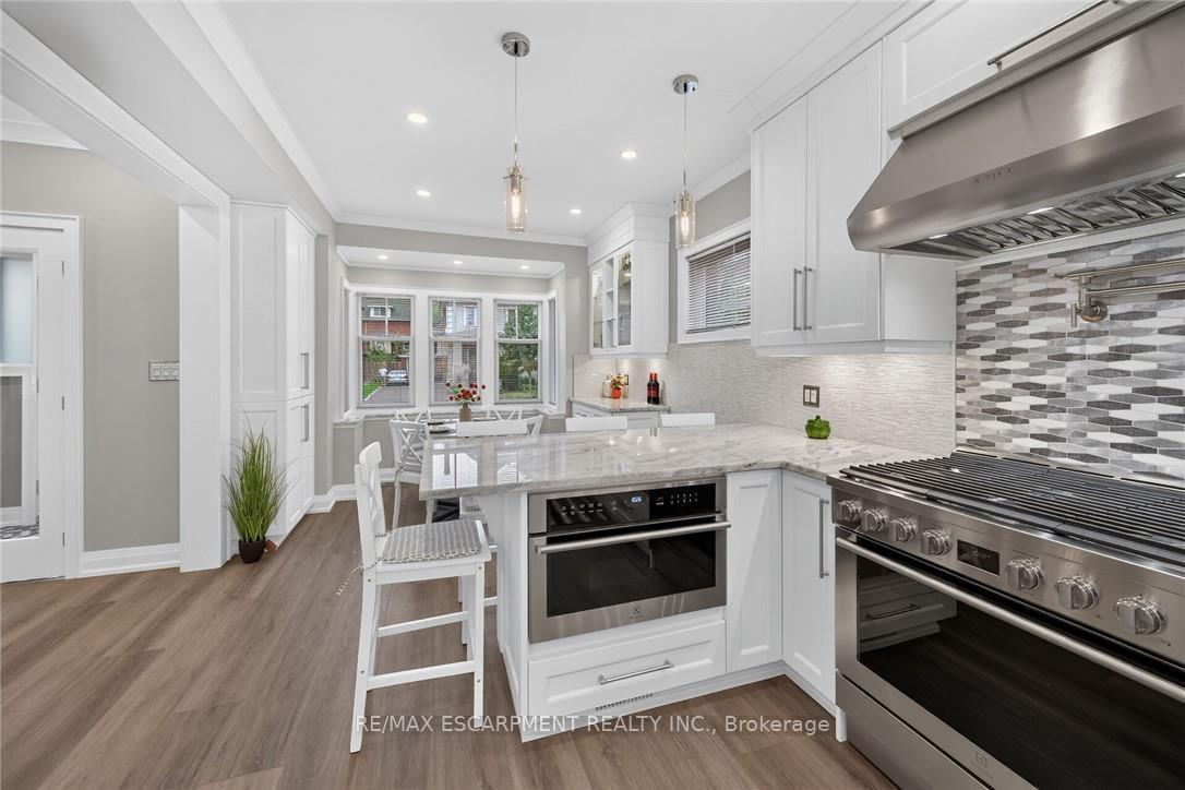 Photo 16 of 209 Delaware Avenue, Hamilton, St. Clair — HOMEH