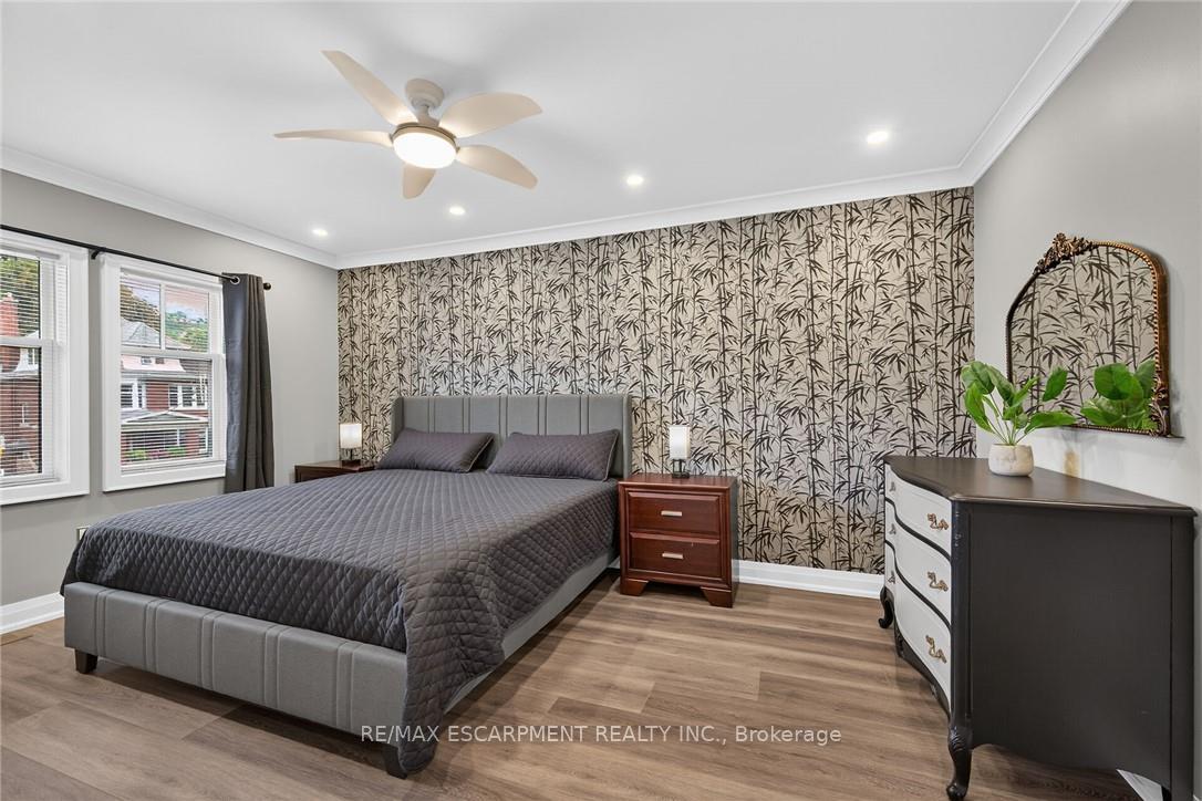 Photo 17 of 209 Delaware Avenue, Hamilton, St. Clair — HOMEH
