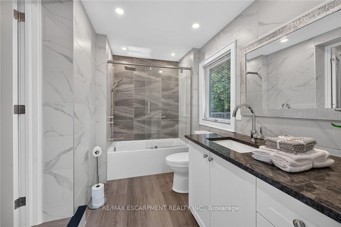 Photo 19 of 209 Delaware Avenue, Hamilton, St. Clair — HOMEH