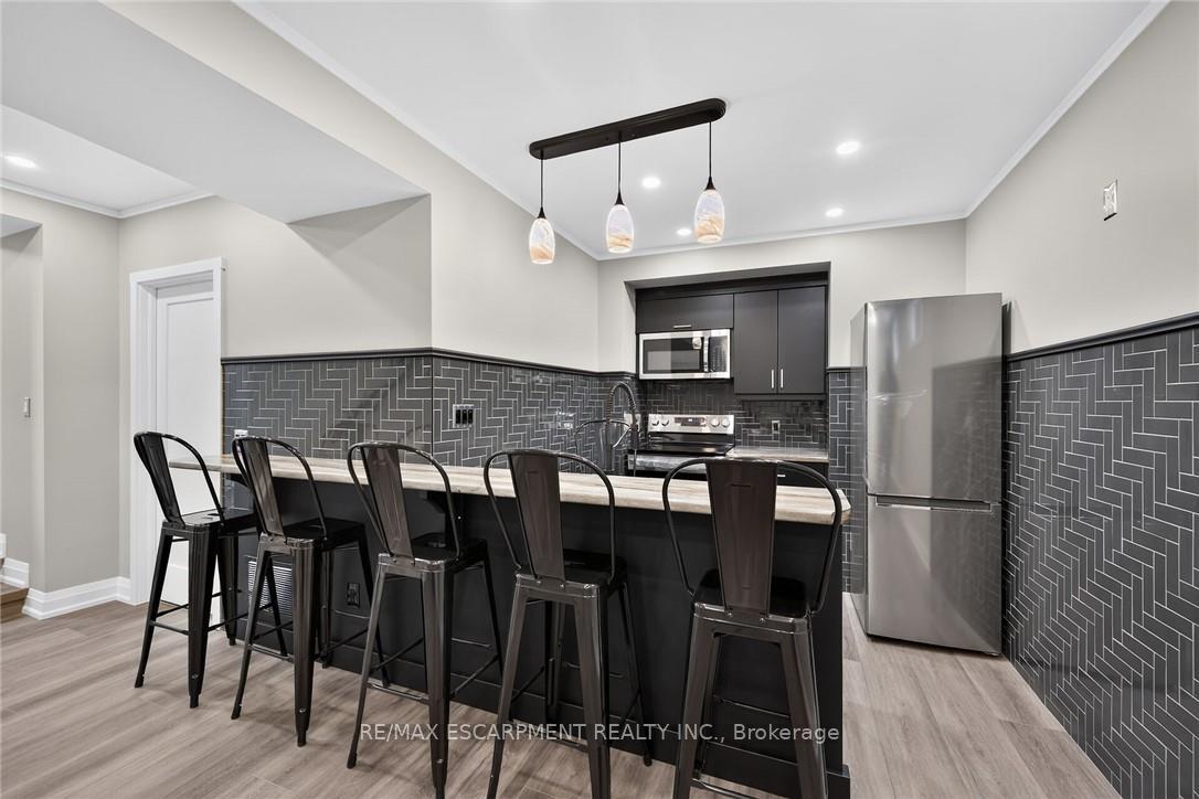 Photo 34 of 209 Delaware Avenue, Hamilton, St. Clair — HOMEH