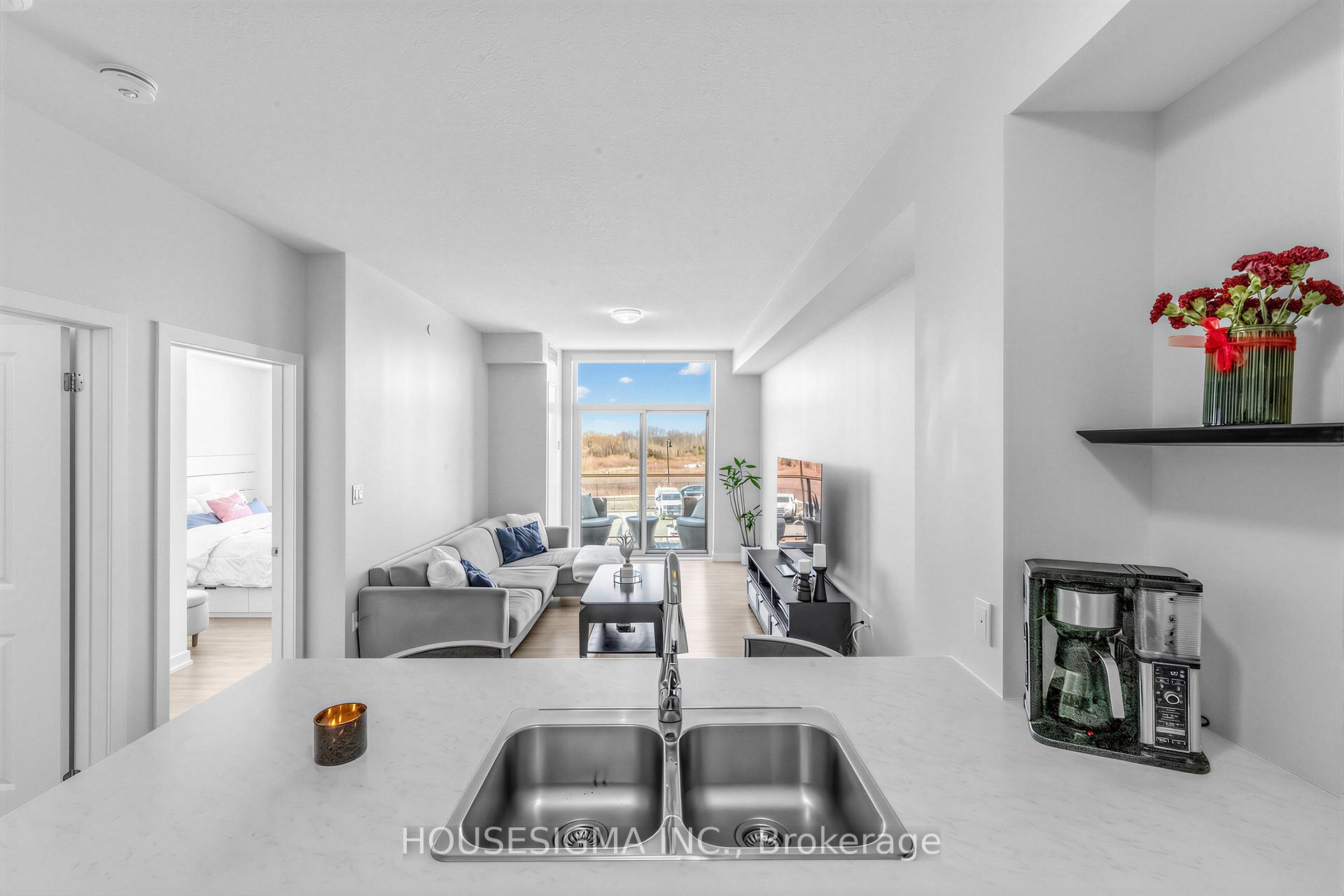 Photo 10 of Unit 230, 450 Dundas Street E, Hamilton, Waterdown — HOMEH