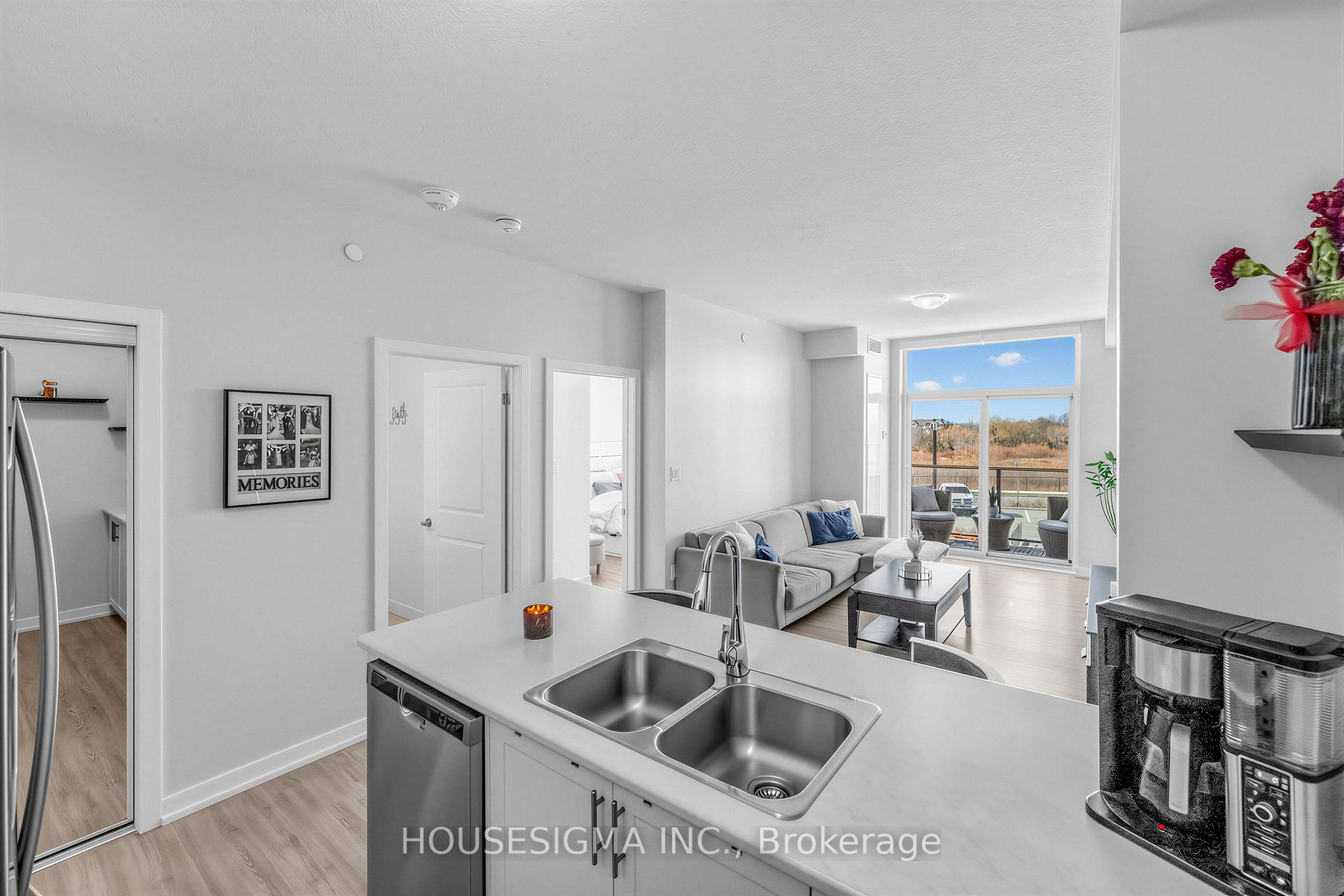 Photo 13 of Unit 230, 450 Dundas Street E, Hamilton, Waterdown — HOMEH