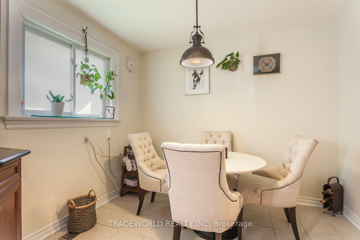 Photo 12 of 70 Fulbert Crescent, Scarborough, Agincourt South-Malvern West — HOMEH