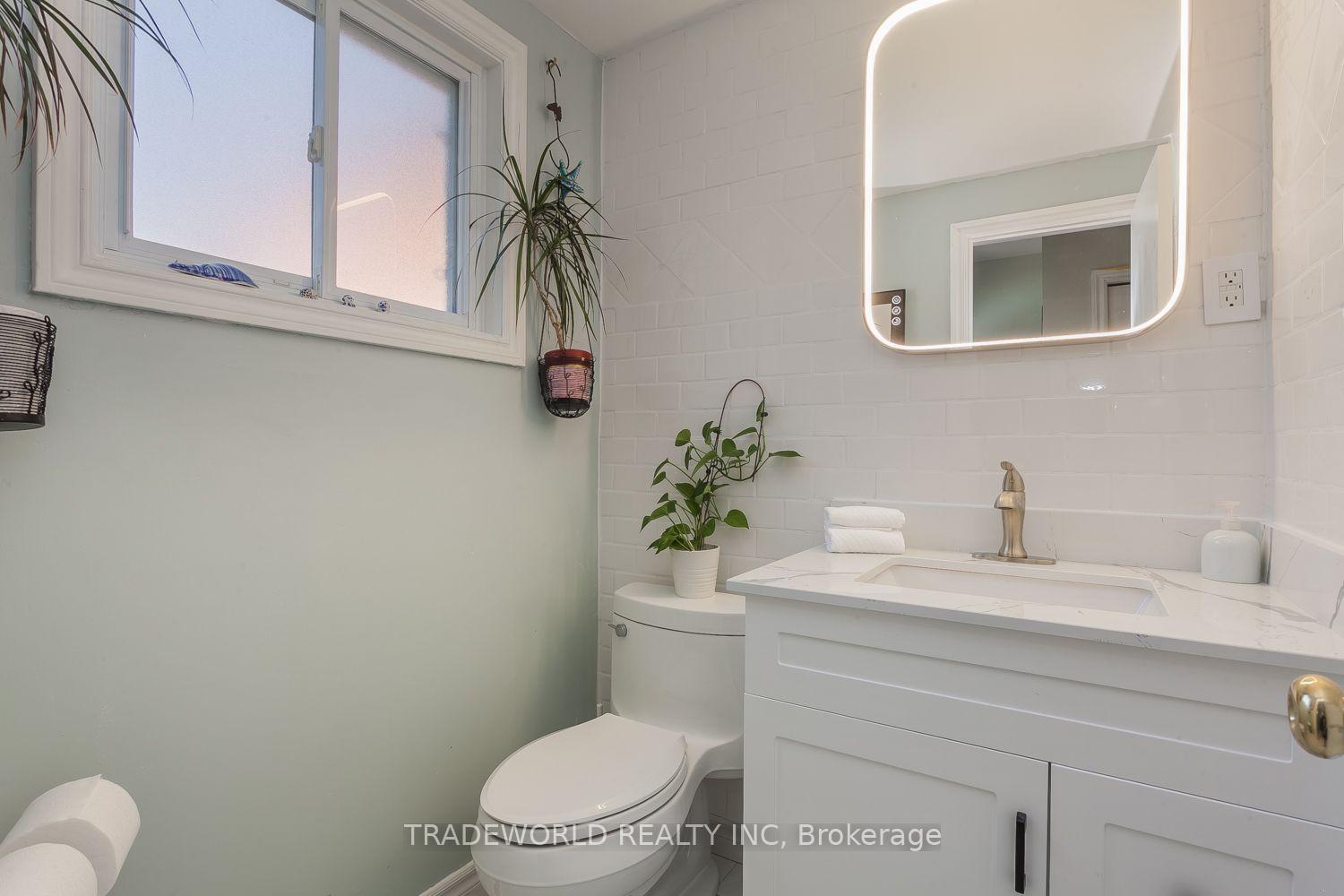 Photo 26 of 70 Fulbert Crescent, Scarborough, Agincourt South-Malvern West — HOMEH