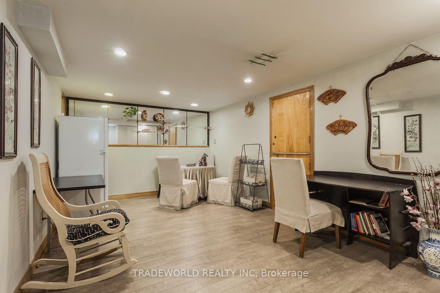 Photo 28 of 70 Fulbert Crescent, Scarborough, Agincourt South-Malvern West — HOMEH