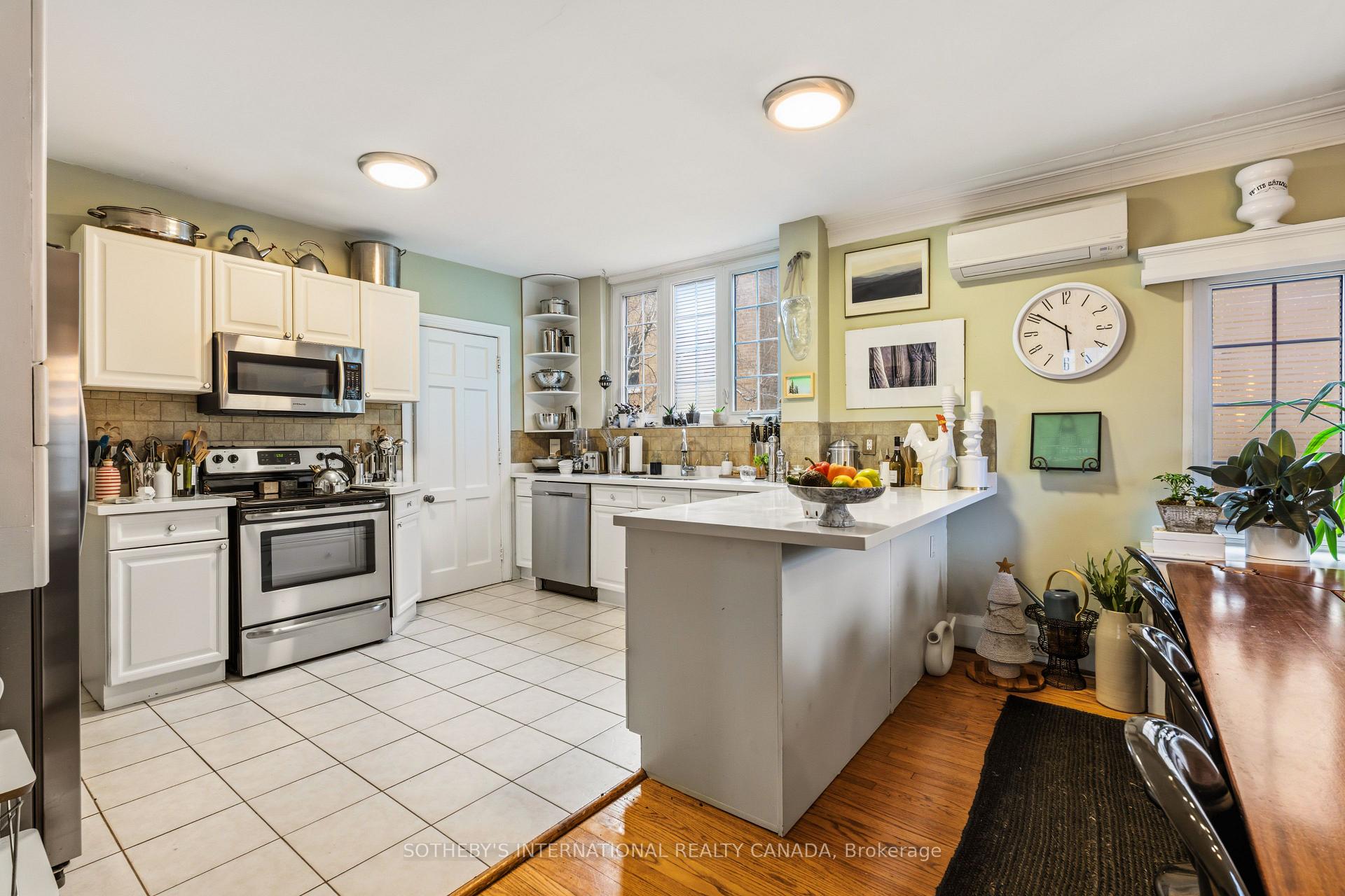 Photo 5 of 50 Glen Elm Avenue, Toronto, Rosedale-Moore Park — HOMEH