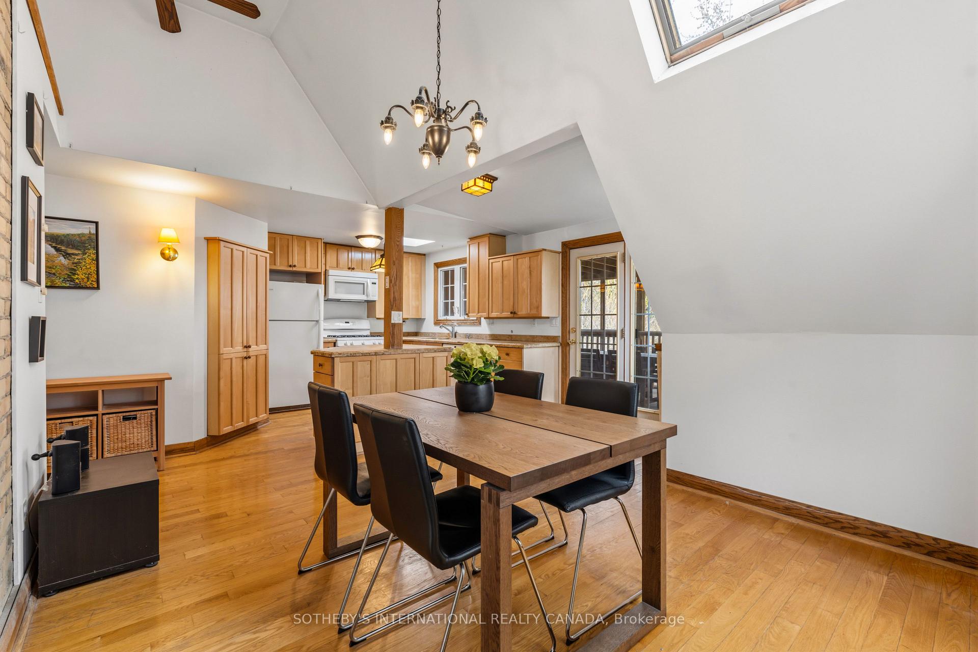 Photo 20 of 50 Glen Elm Avenue, Toronto, Rosedale-Moore Park — HOMEH