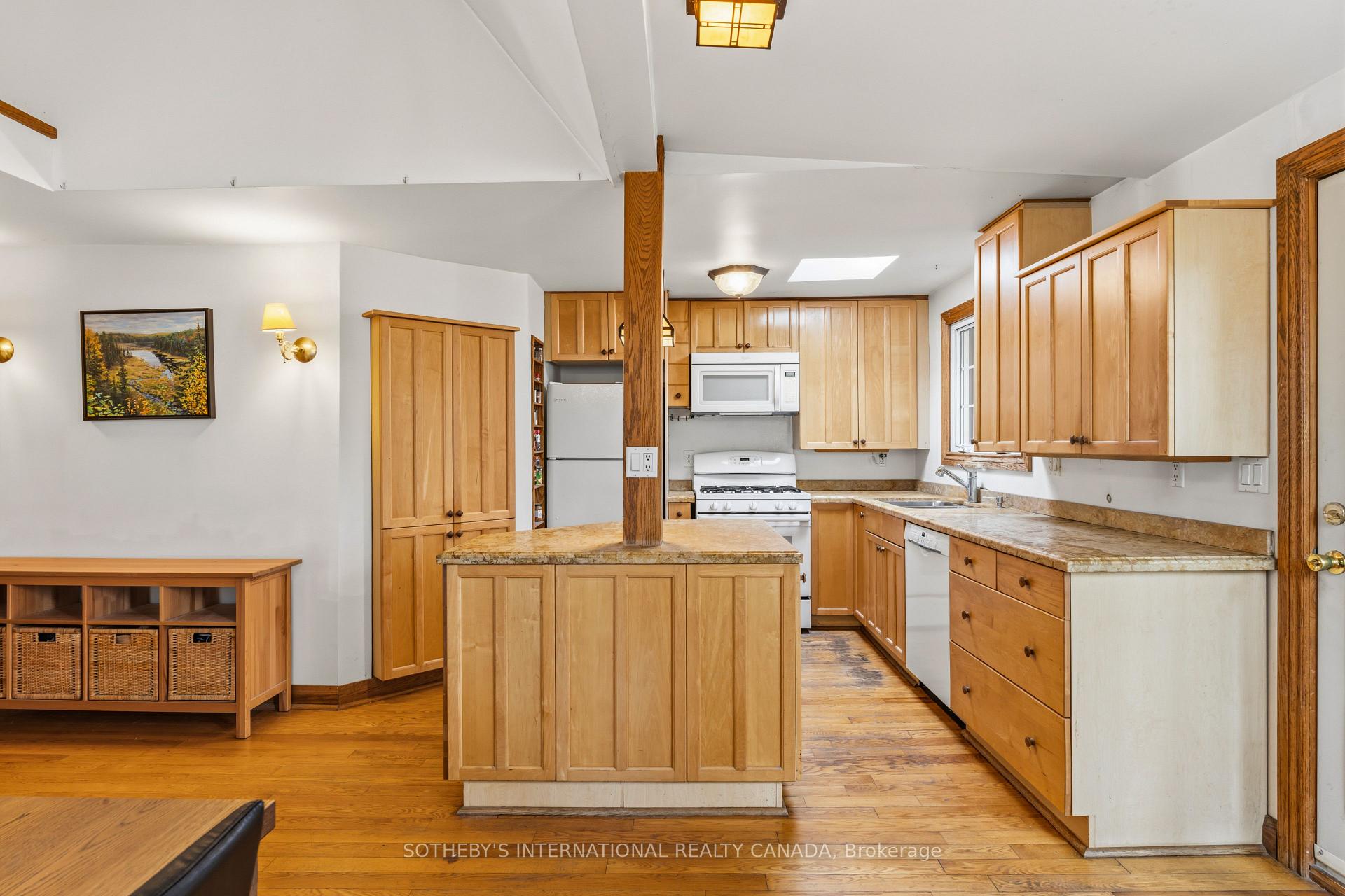Photo 21 of 50 Glen Elm Avenue, Toronto, Rosedale-Moore Park — HOMEH