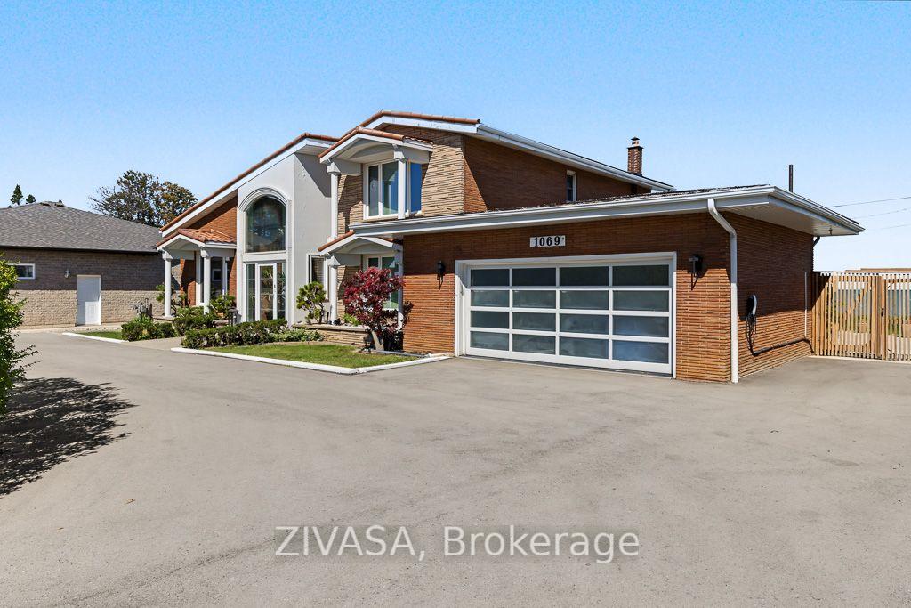 Photo 1 of 1069 North Service Road, Hamilton, Stoney Creek — HOMEH