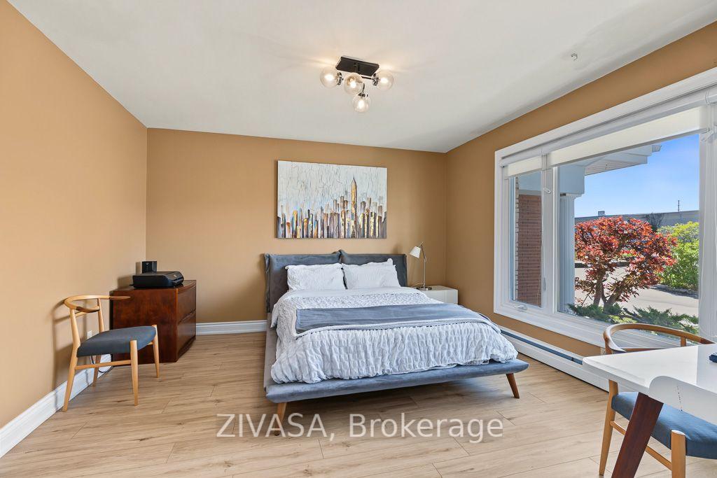 Photo 16 of 1069 North Service Road, Hamilton, Stoney Creek — HOMEH