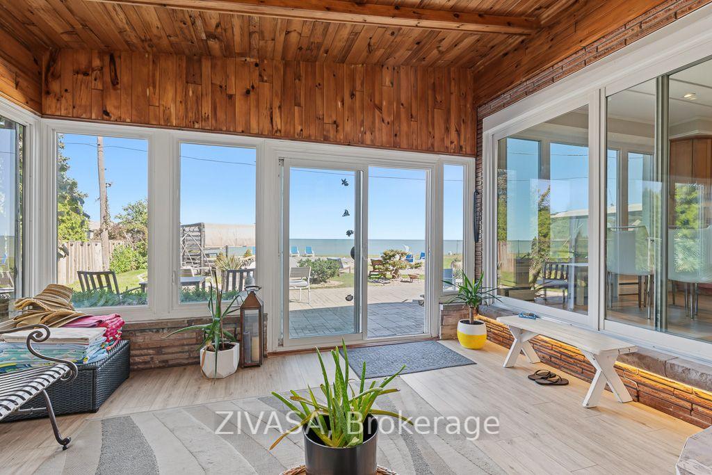 Photo 23 of 1069 North Service Road, Hamilton, Stoney Creek — HOMEH