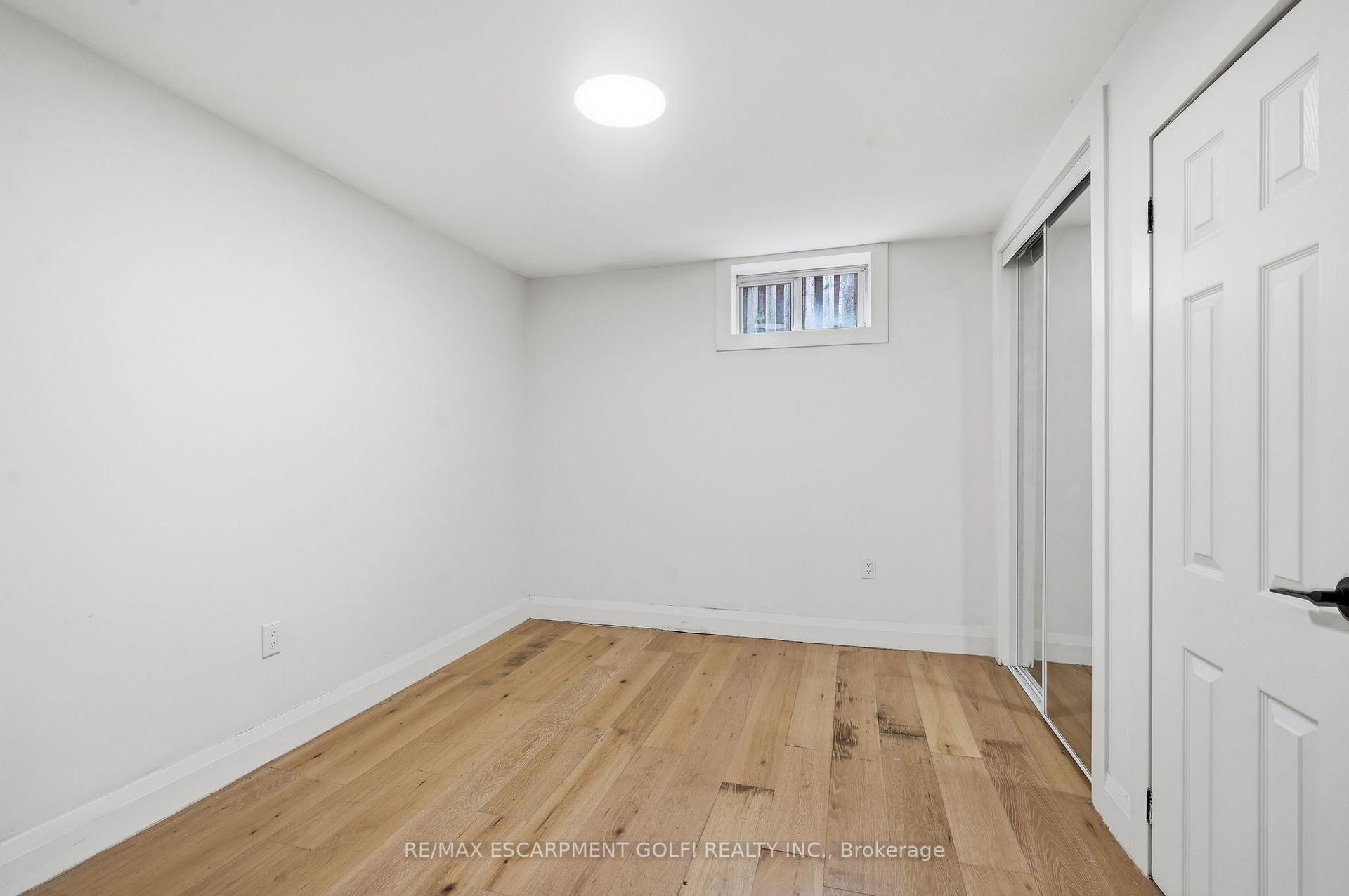 Photo 7 of Unit Lower, 47 Barrington Drive, Welland, Prince Charles — HOMEH