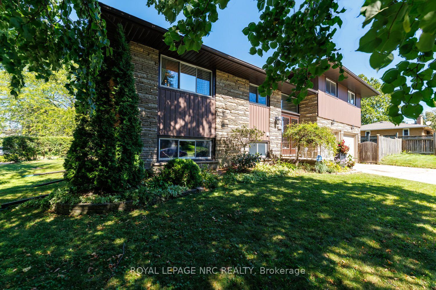 Photo 5 of 2 Glenbrae Avenue, St. Catharines, Burleigh Hill — HOMEH
