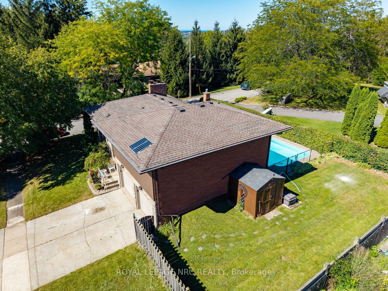 Photo 9 of 2 Glenbrae Avenue, St. Catharines, Burleigh Hill — HOMEH