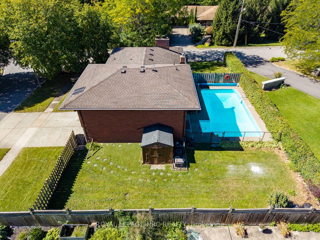 Photo 10 of 2 Glenbrae Avenue, St. Catharines, Burleigh Hill — HOMEH