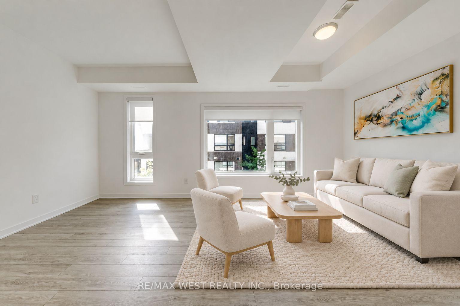 Photo 9 of Unit 3, 40 Ed Clark Gardens Boulevard, Toronto, Weston-Pellam Park — HOMEH