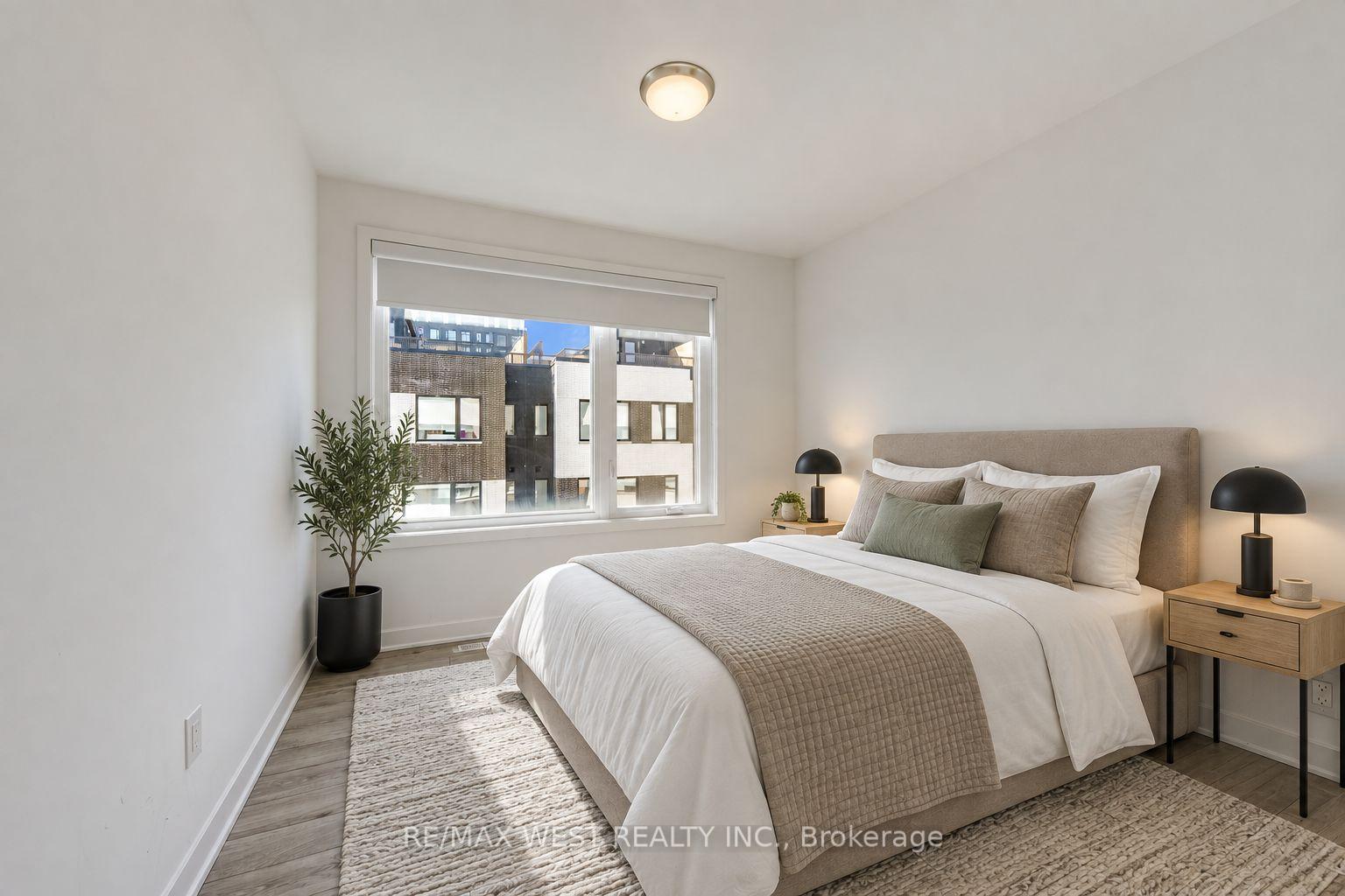 Photo 16 of Unit 3, 40 Ed Clark Gardens Boulevard, Toronto, Weston-Pellam Park — HOMEH