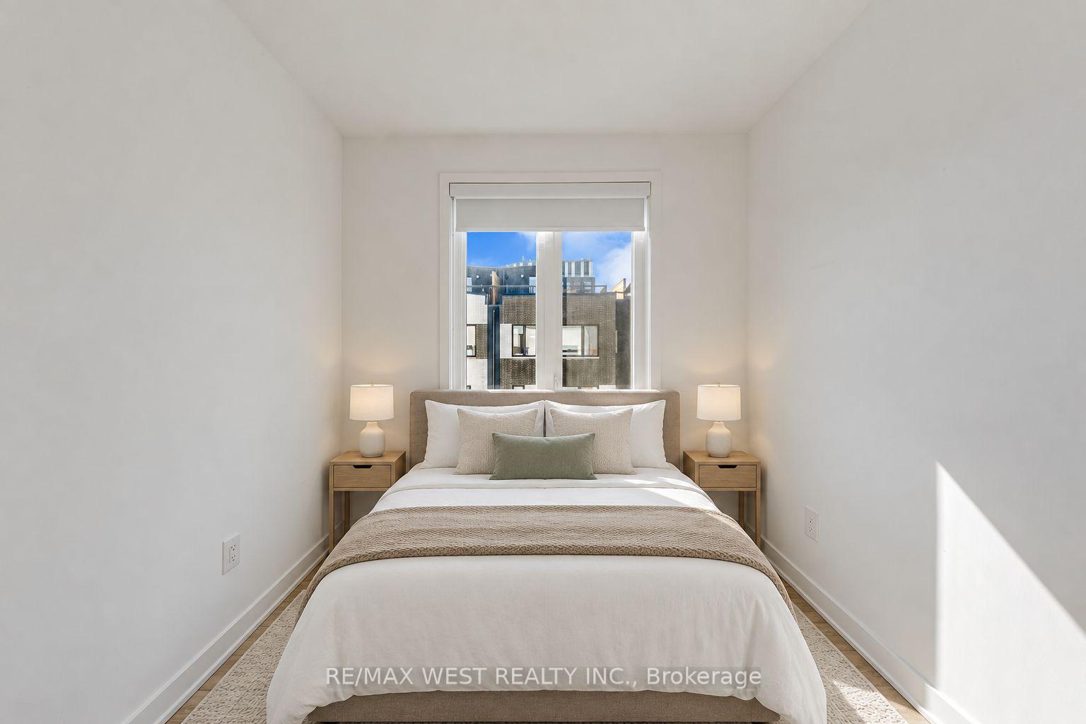 Photo 18 of Unit 3, 40 Ed Clark Gardens Boulevard, Toronto, Weston-Pellam Park — HOMEH
