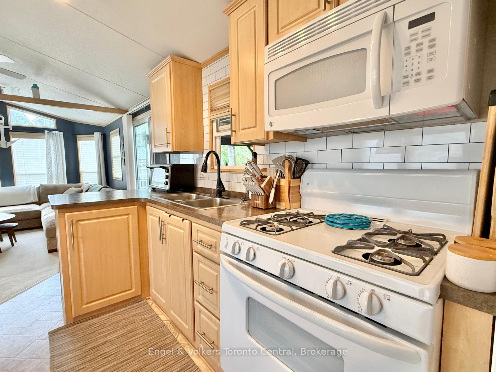 Photo 3 of Unit P 6, 7489 Sideroad 5 E, Wellington North, Rural Wellington North — HOMEH