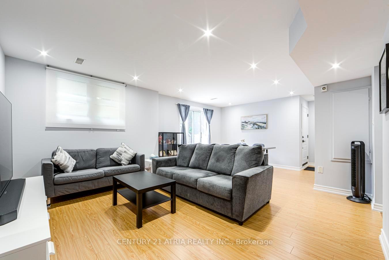 Photo 16 of Unit 938, 75 Weldrick Road E, Richmond Hill, Observatory — HOMEH