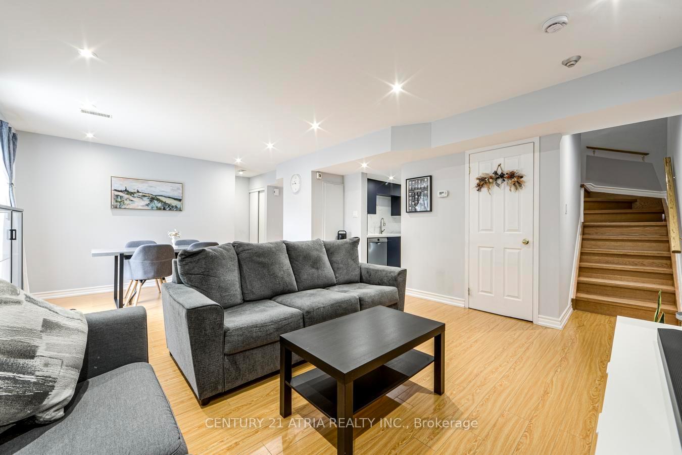 Photo 17 of Unit 938, 75 Weldrick Road E, Richmond Hill, Observatory — HOMEH